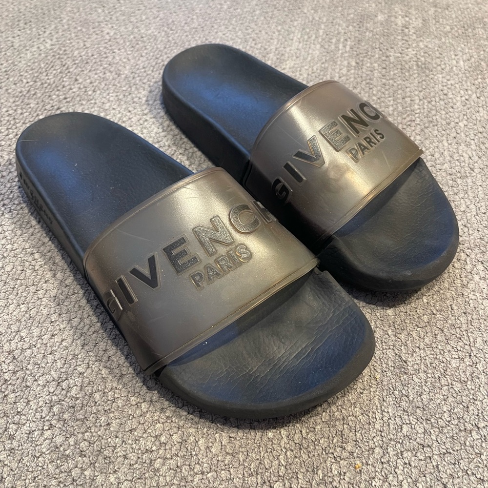 Givenchy Black Sandals with Minimalist Design